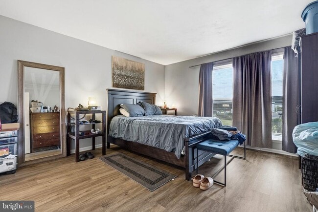 Building Photo - 7 Dennison Dr