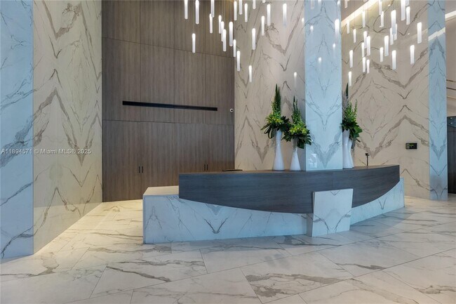 Building Photo - 3535 S Ocean Dr