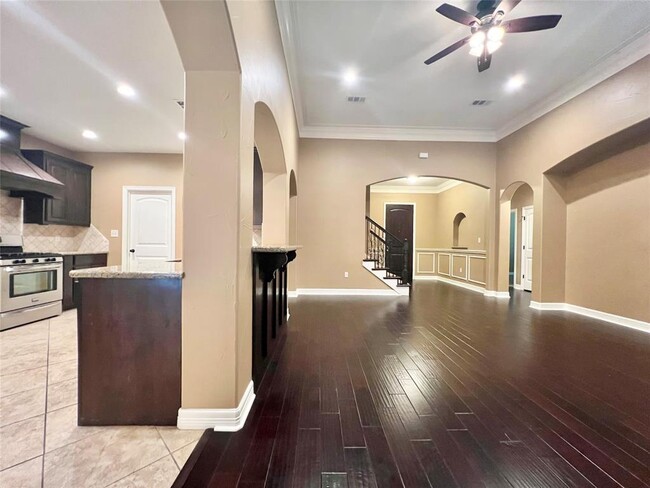 Building Photo - 5710 Nicole Ln