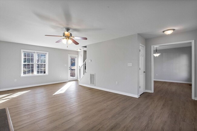 Building Photo - NEWLY RENOVATED 4 BEDROOM HOME IN ASHBROOK