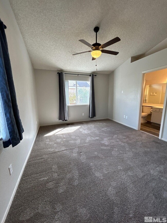 Building Photo - 4918 Bayridge Ln