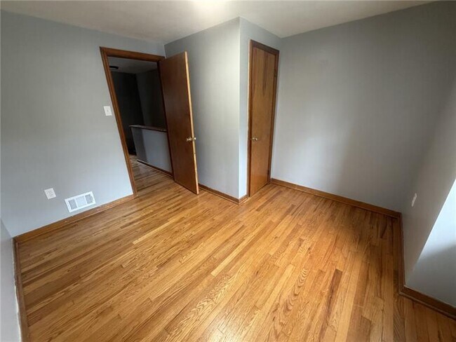 Building Photo - 9280 N Florence Rd