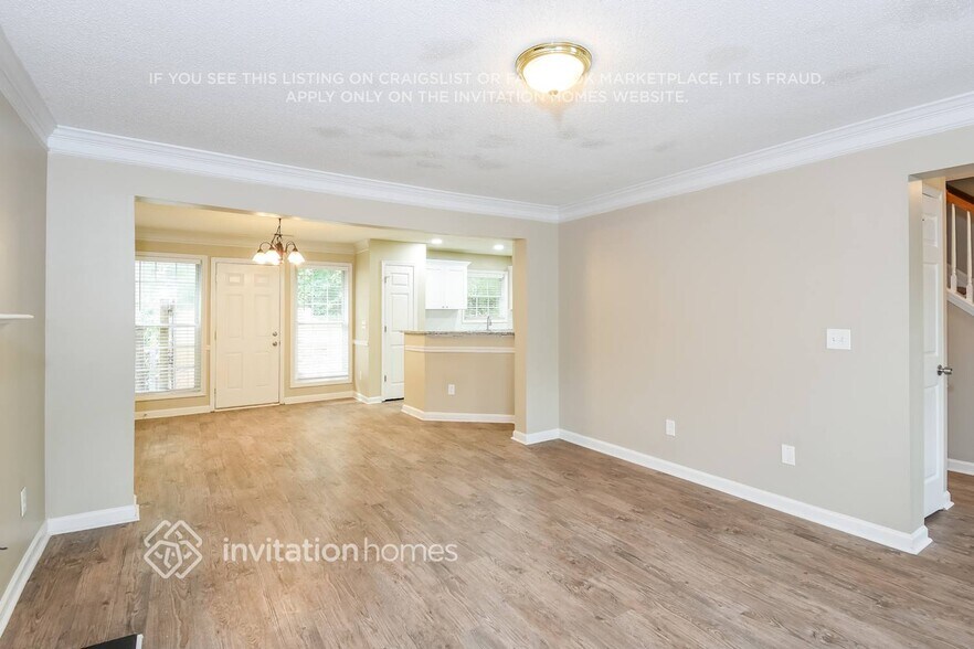 Building Photo - 940 Twin Brook Ct NW