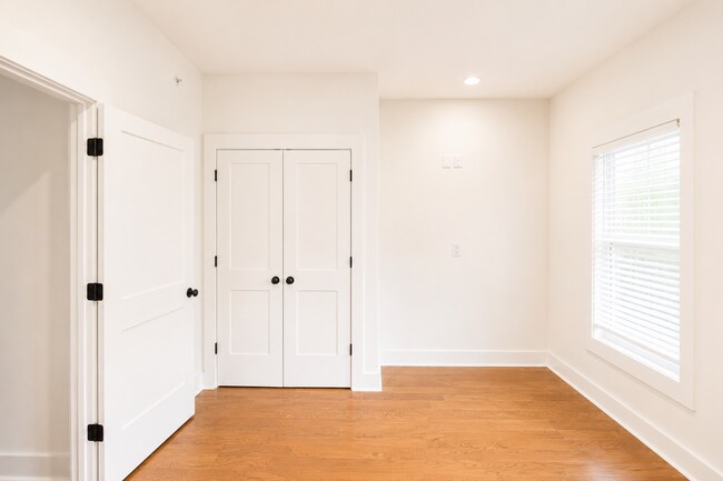 Building Photo - 4-Bedroom Home Steps from the Pool | Close to TTU & Downtown Cookeville