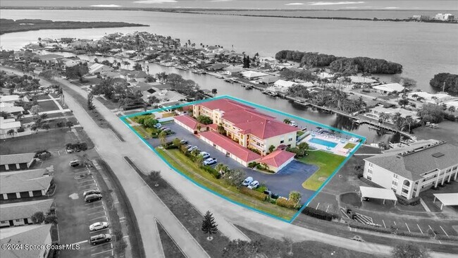 Building Photo - 300 S Banana River Blvd
