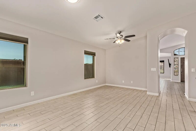 Building Photo - 15461 S 47th Pl