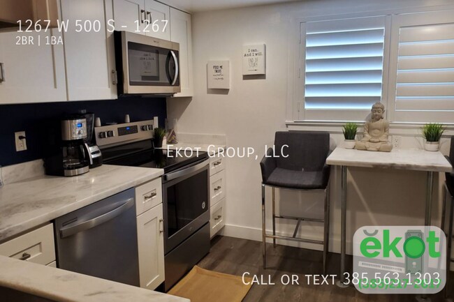 Building Photo - 1267 W 500 S