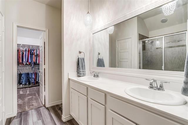 Building Photo - 3309 Comal Dr