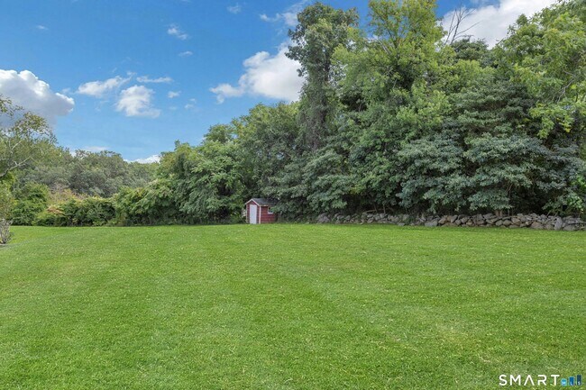 Building Photo - 67 Barclay Dr