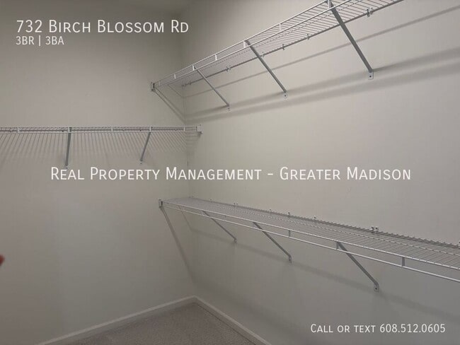 Building Photo - 732 Birch Blossom Rd