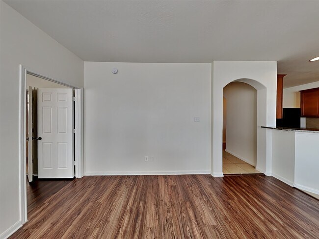 Building Photo - 2303 Cantabria Ln