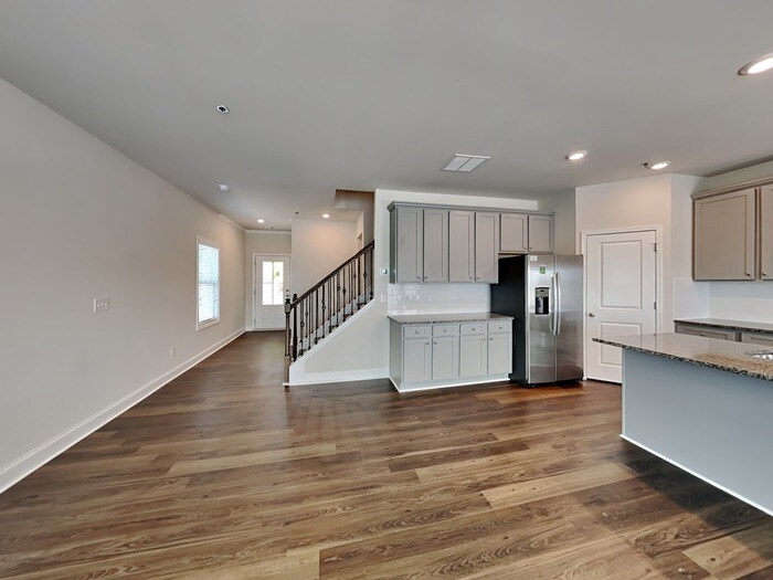 Building Photo - 211 Connie Ct