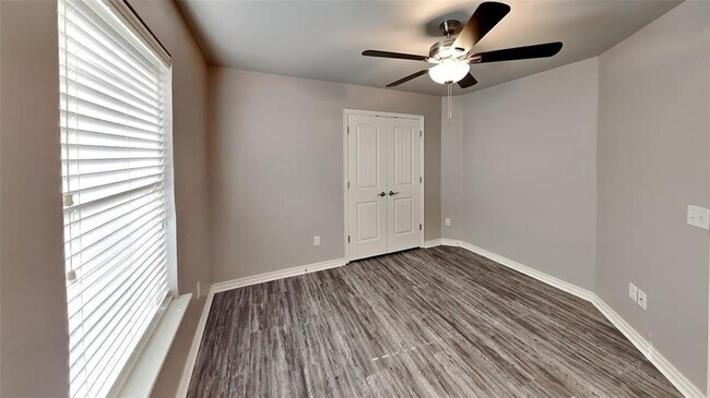 Building Photo - 8208 NW 158th St