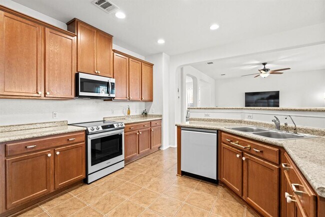 Building Photo - 122 Mancos Dr