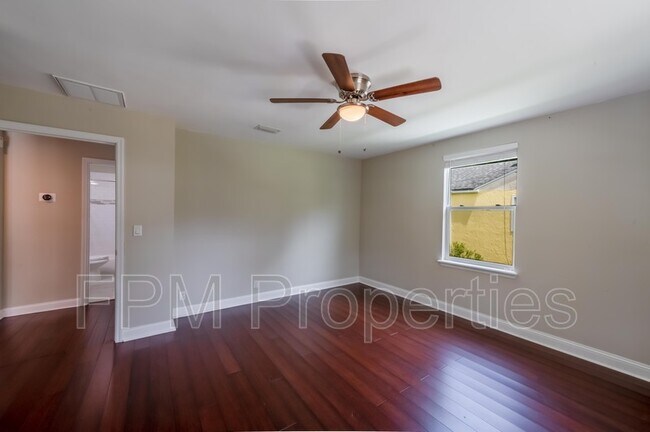 Building Photo - 4127 Shirley Ave
