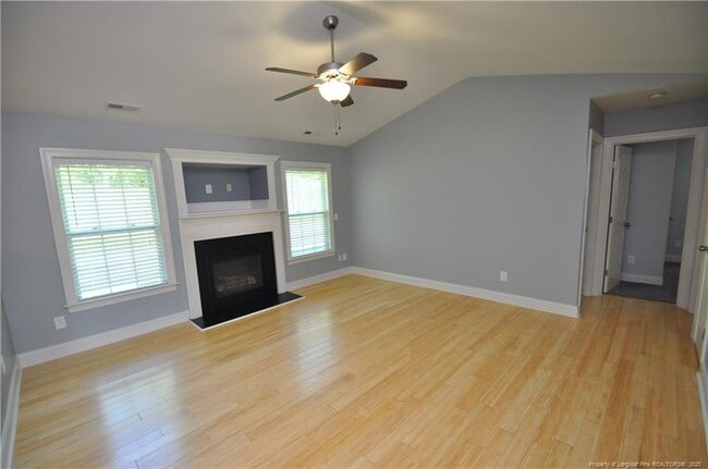 Building Photo - 1048 Dexter Ridge Dr