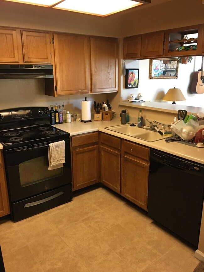 Building Photo - 3 Bed/2 Bath Powderhorn Condo - Available ...
