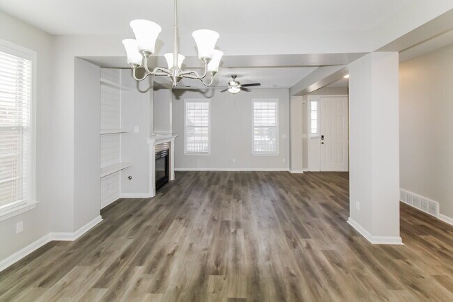 Building Photo - 8565 Griffin Park Dr