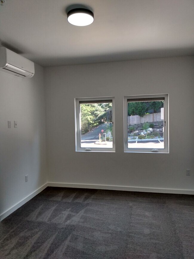 Building Photo - Beautiful 2 Bed/2 Bath Apartment in Edmond...