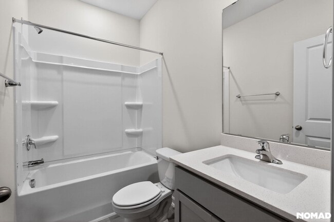 Building Photo - 821 Washington St