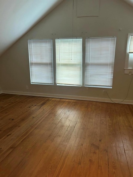 Building Photo - 431 S M St