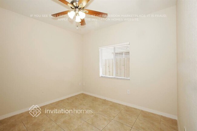 Building Photo - 4633 SW 164th Ct