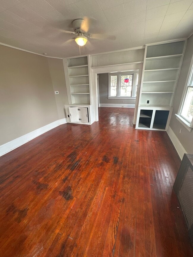 Building Photo - 3 Bedroom townhome in Nanticoke