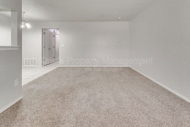 Building Photo - 129 SE 42nd St