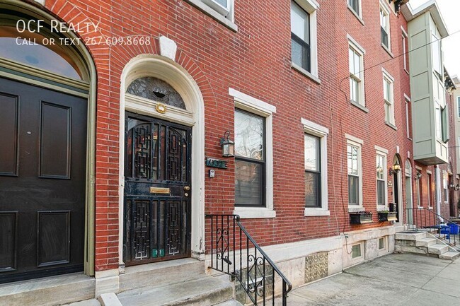 Building Photo - 1532 Christian St