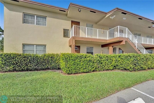 Building Photo - 7605 NW 5th Pl