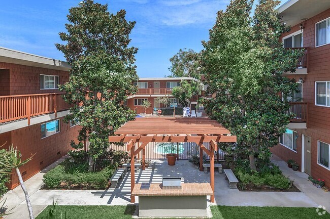 Building Photo - Terraces at Del Mar