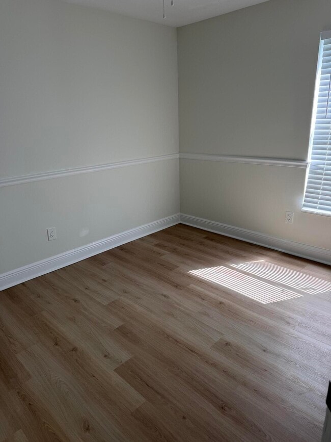 Building Photo - 14307 80th Ln N