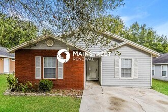 Building Photo - 4 Bedroom Pet-Friendly Home in Jacksonvill...