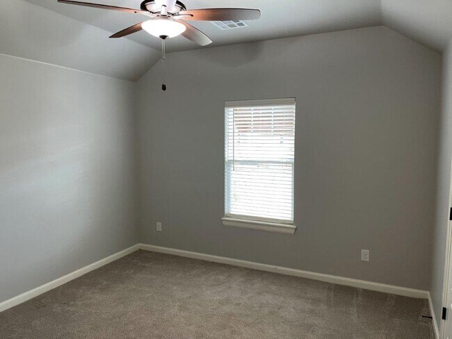 Building Photo - Deer Creek Schools! Storm Shelter, great colors, lots of light, swim, workout and play right in t...