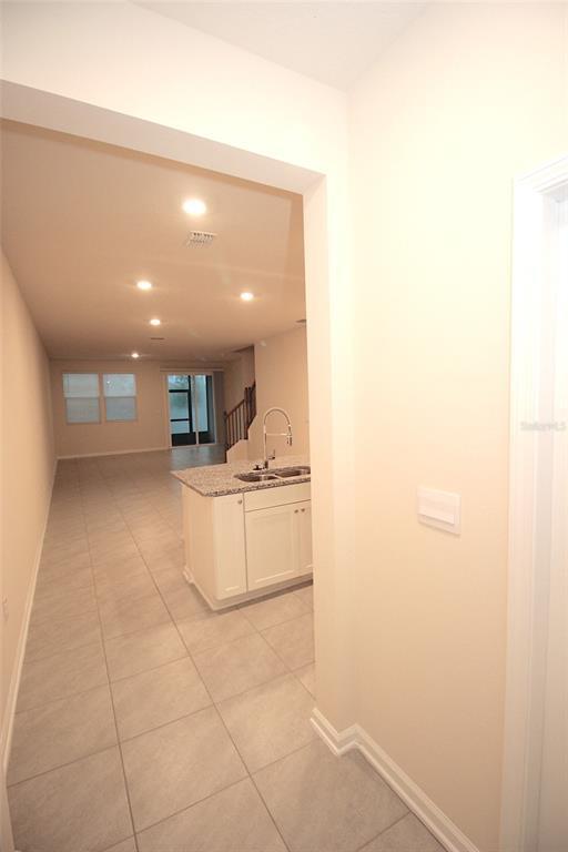 Building Photo - 121 Redbud Rd