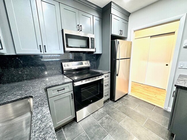 Building Photo - 26 Willis St