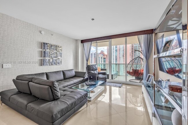 Building Photo - 3340 NE 190th St