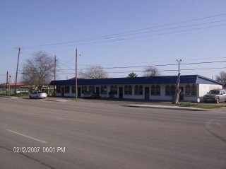 Primary Photo - 361 Business 83