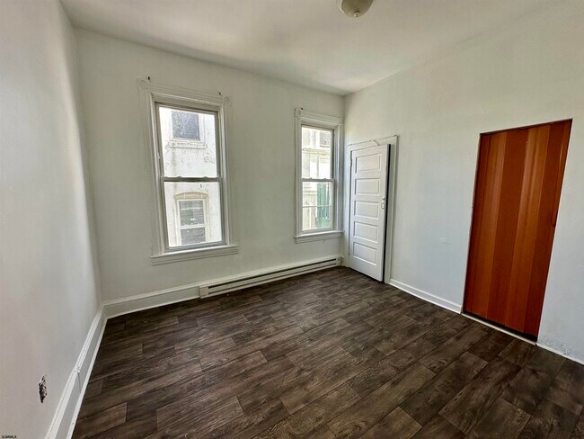 Building Photo - 37 N Massachusetts Ave