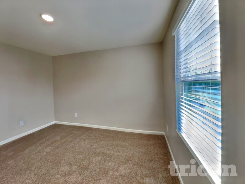 Building Photo - 44 Ashley Oaks Ct