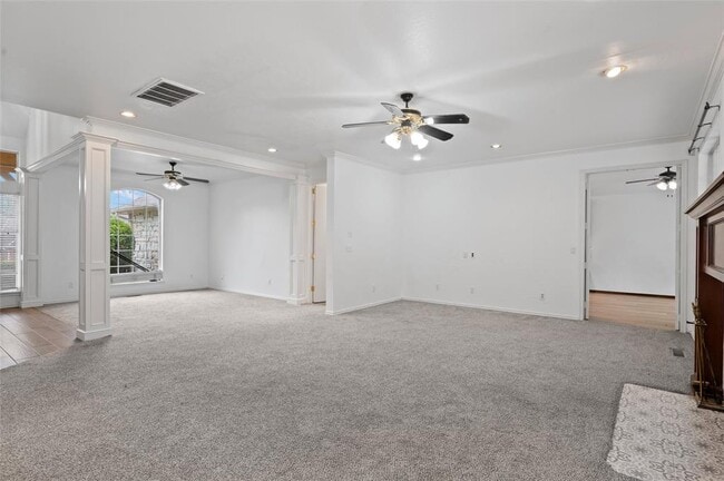Building Photo - 205 Berkshire Dr