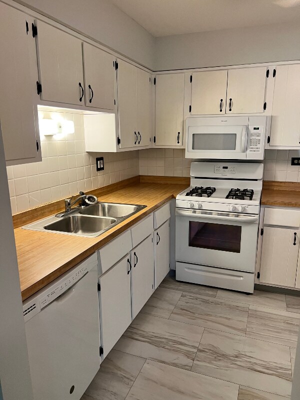 Building Photo - 1735 Harrow Ct