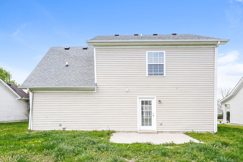 Building Photo - 4006 Deer Run Trce