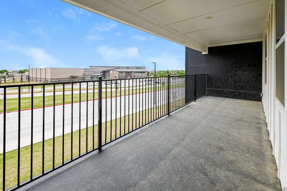 Building Photo - 7157 9th Hole Dr