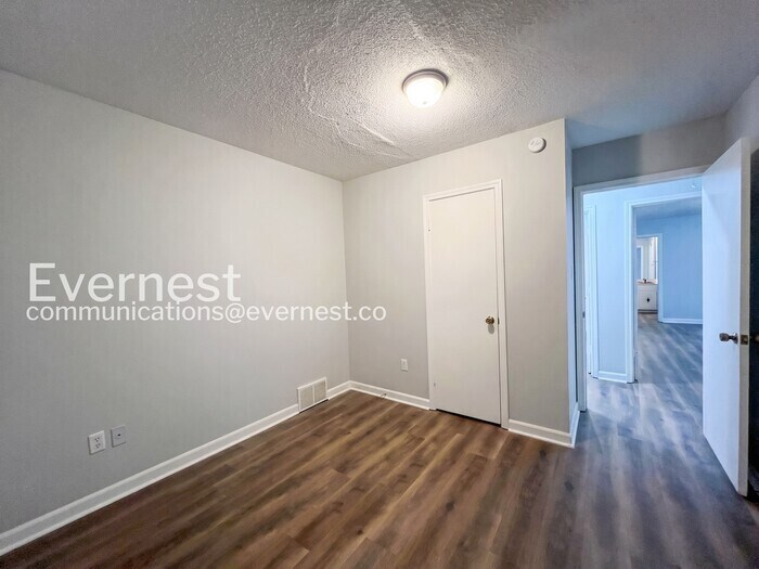 Building Photo - 3409 Kettlebrook Cove