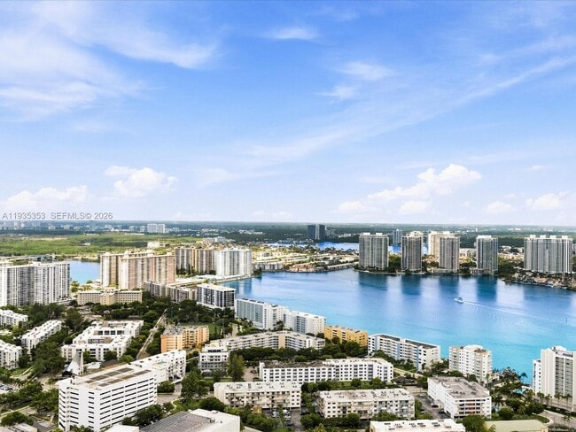 Building Photo - 18201 Collins Ave