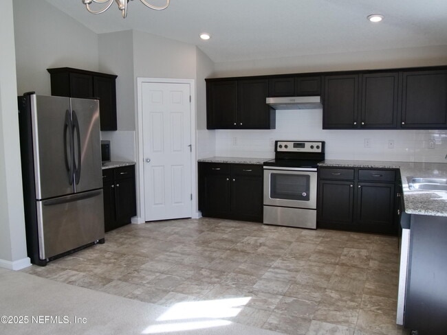 Building Photo - 805 Trellis Bay Dr