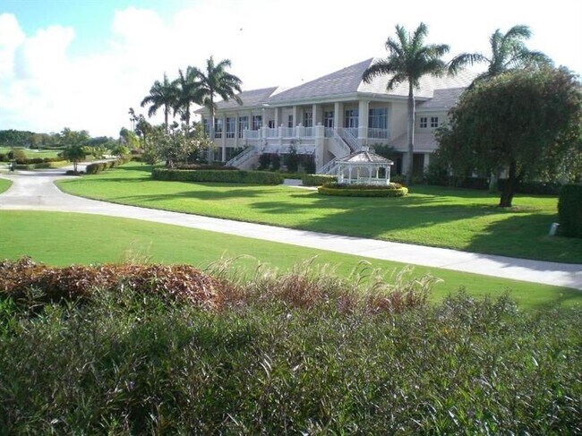 Primary Photo - 11231 Green Lake Dr