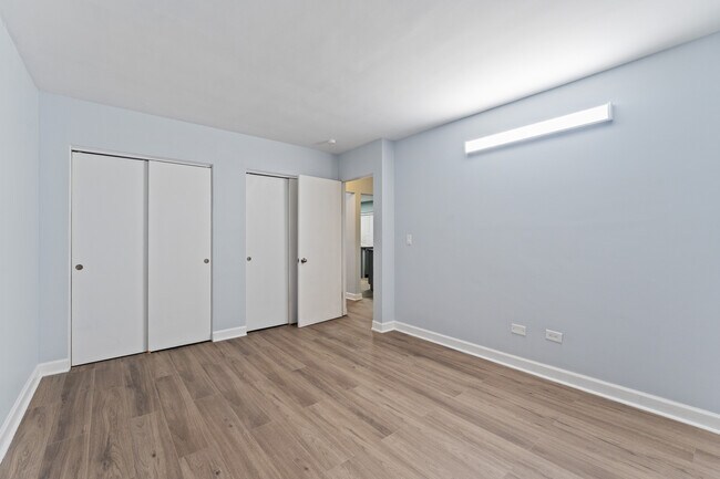 Building Photo - 3725 N Harlem Ave