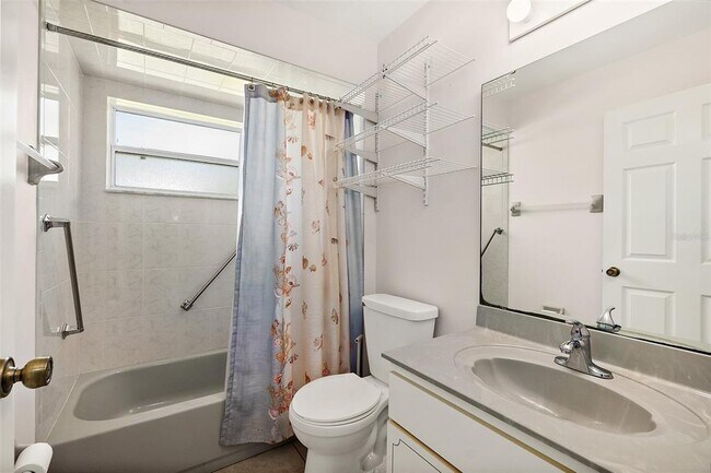 Building Photo - 67 Flemingwood Ln